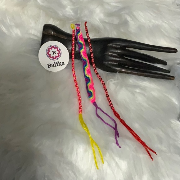 🌸Woven handmade colorful 🍭🌈friendship bracelet. Made in 🇵🇪 Peru - Picture 2 of 12